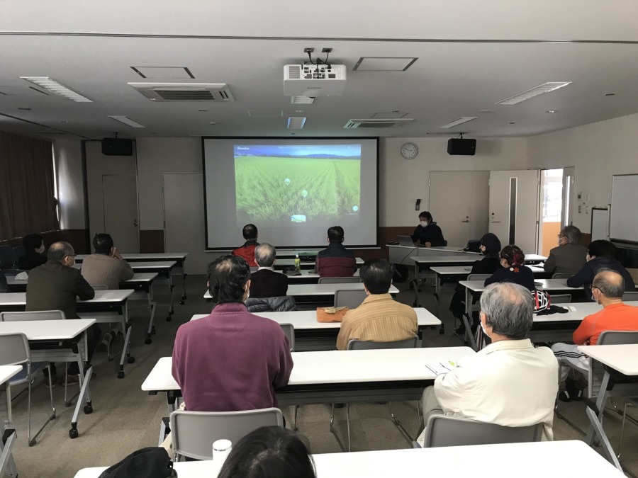 【月例集会】賛助会員の（株）Ｒｏｏｔ代表岸圭介氏に「畑あそびの魅力」と題して  ＩＴ技術の活用による身近な農業の魅力と可能性について話を伺いました。