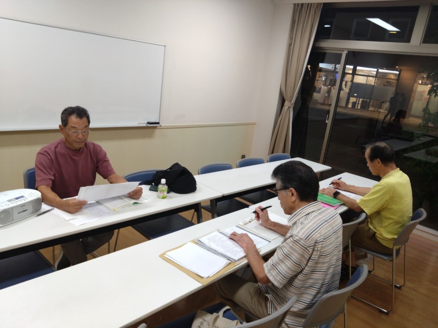 毎週水曜日、「おとなの英会話教室」開催中！